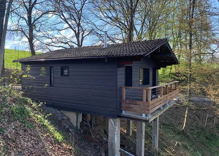 Gites Douillets : Chalet Sur Pilotis